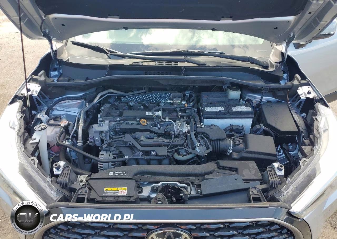 2022 Toyota Corolla Cross Xle VIN:7MUDAAAG8NV006302 - 12