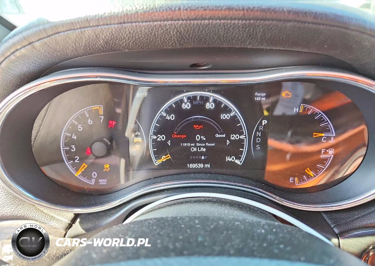 2015 Jeep Grand Cherokee Overland VIN:1C4RJECG1FC144237 - 9