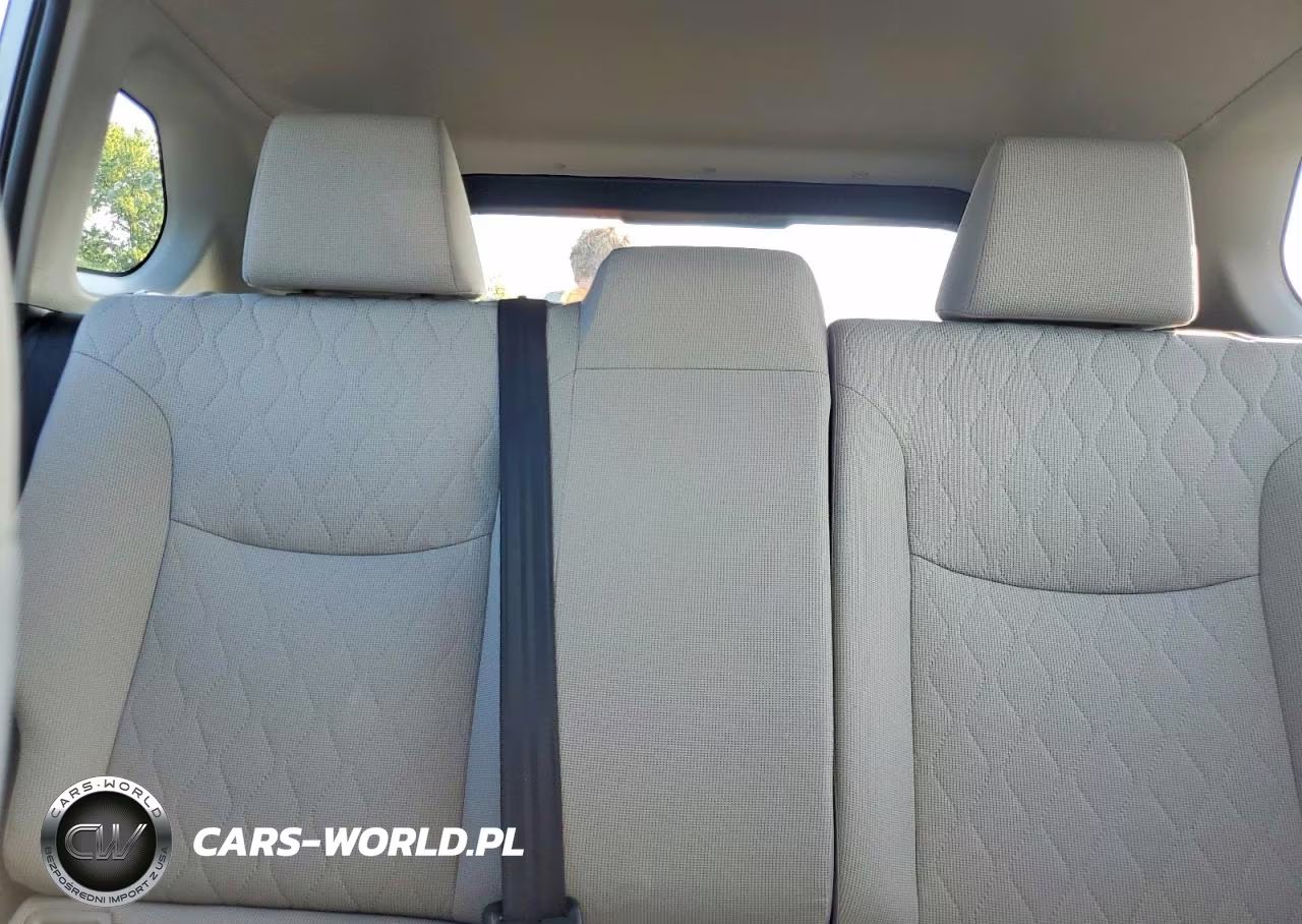2026 Toyota Corolla Cross L VIN:7MUAAAAG9TV205262 - 10