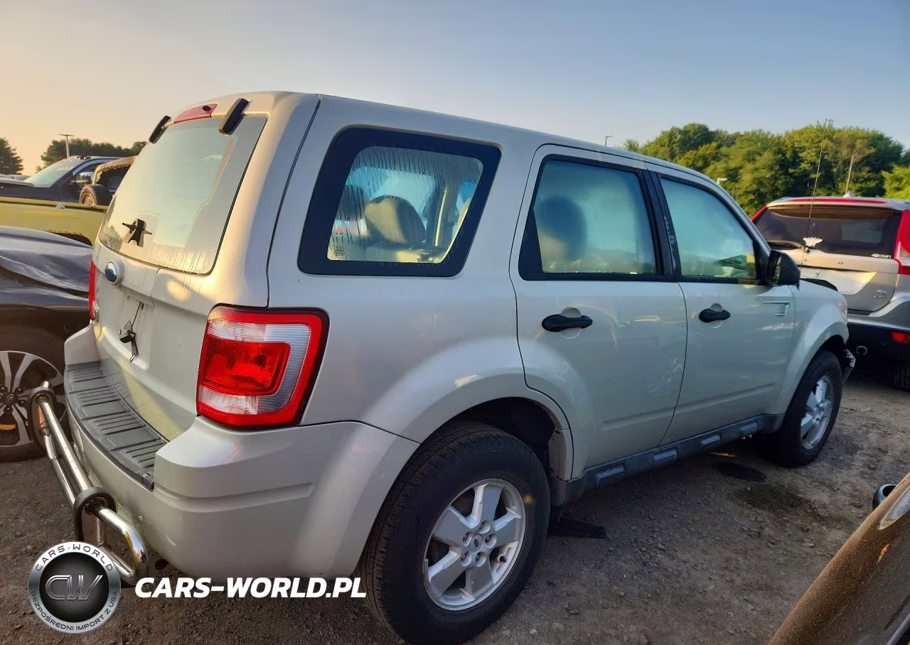 2009 Ford Escape Xls VIN:1FMCU02779KC67094 - 3