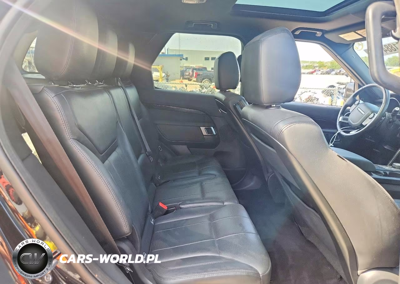 2020 Land Rover Discovery Se VIN:SALRG2RVXL2423117 - 11