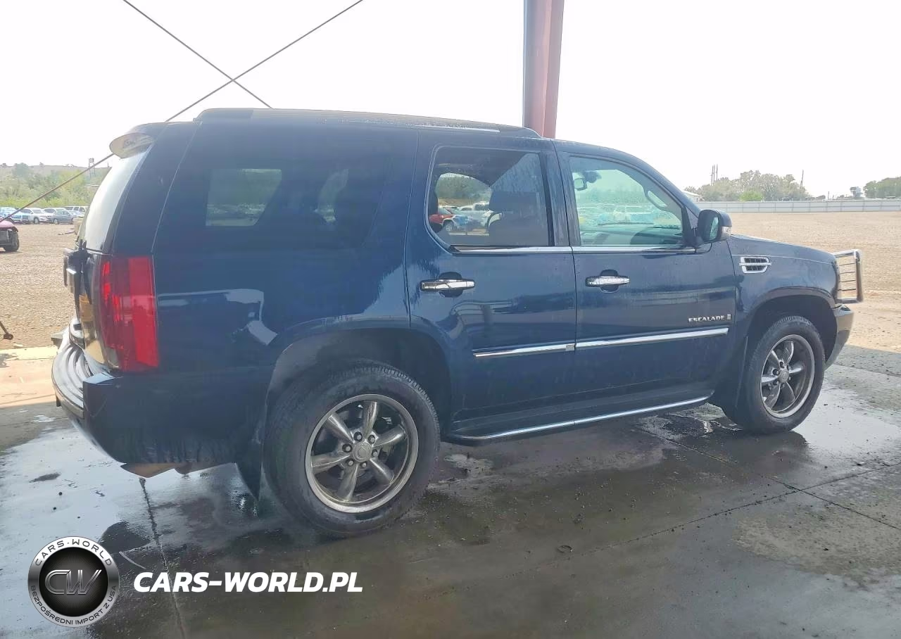 2007 Cadillac Escalade Luxury VIN:1GYFK63827R250686 - 3