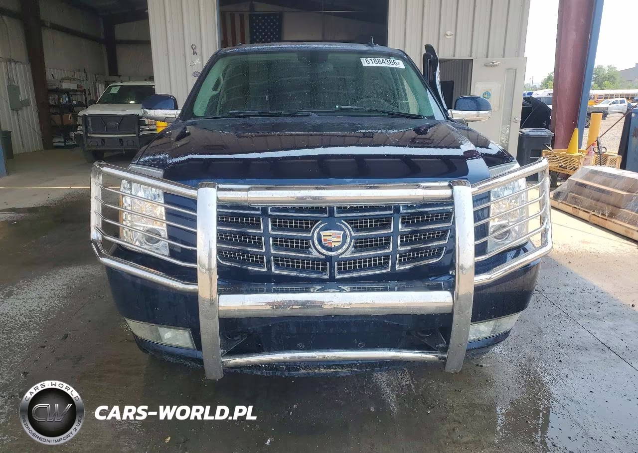 2007 Cadillac Escalade Luxury VIN:1GYFK63827R250686 - 5