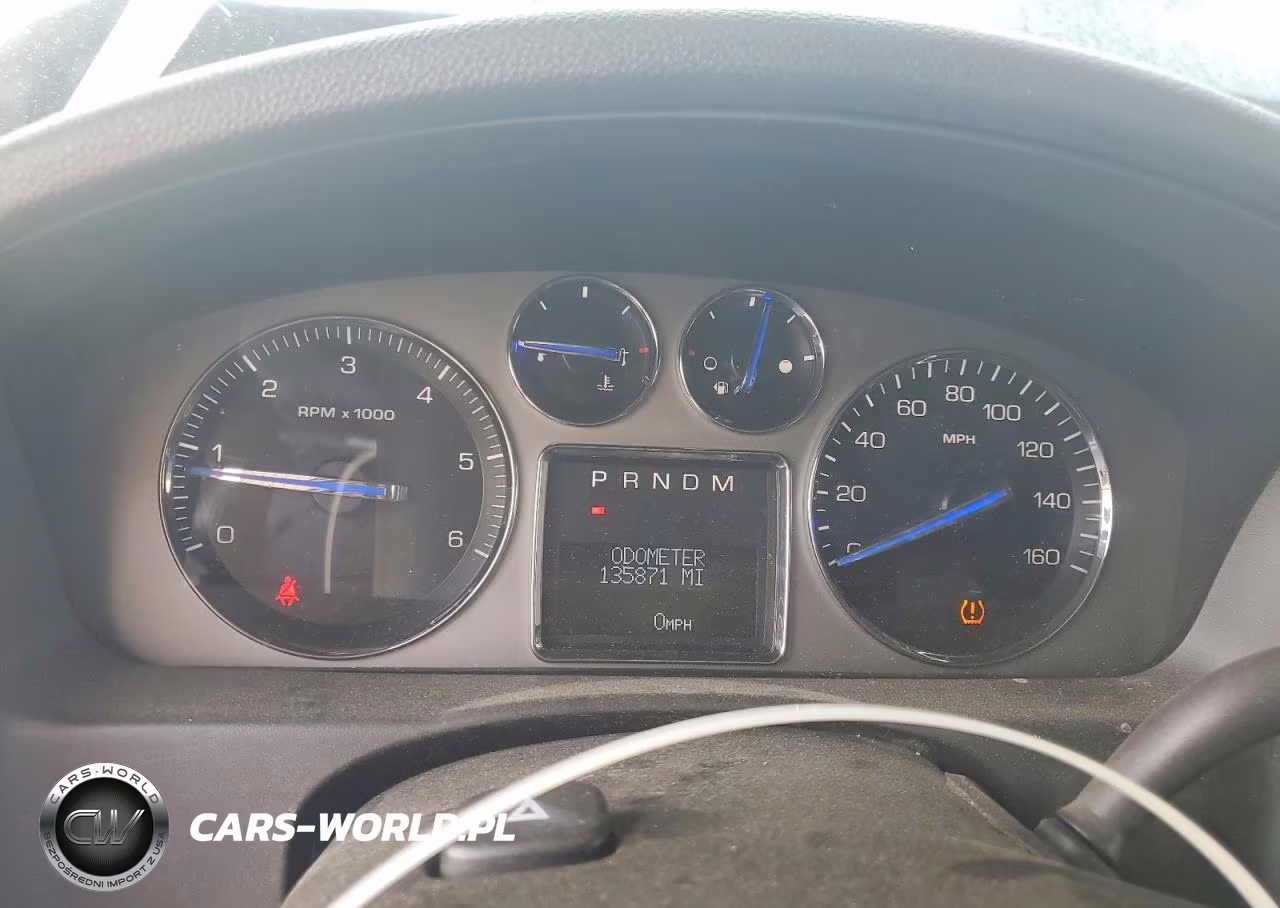 2007 Cadillac Escalade Luxury VIN:1GYFK63827R250686 - 9
