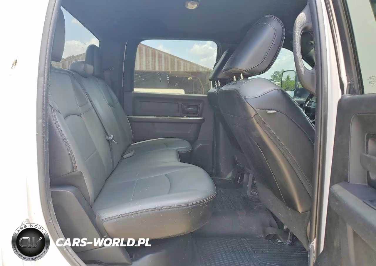 2022 Ram 2500 Tradesman VIN:3C6UR5HJ2NG129837 - 10