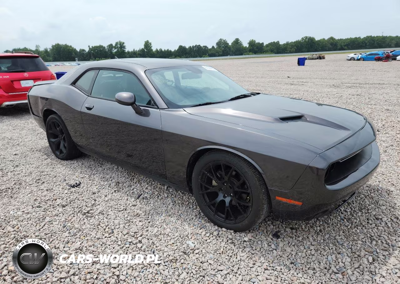 2015 Dodge Challenger Sxt VIN:2C3CDZAT8FH717396 - 4