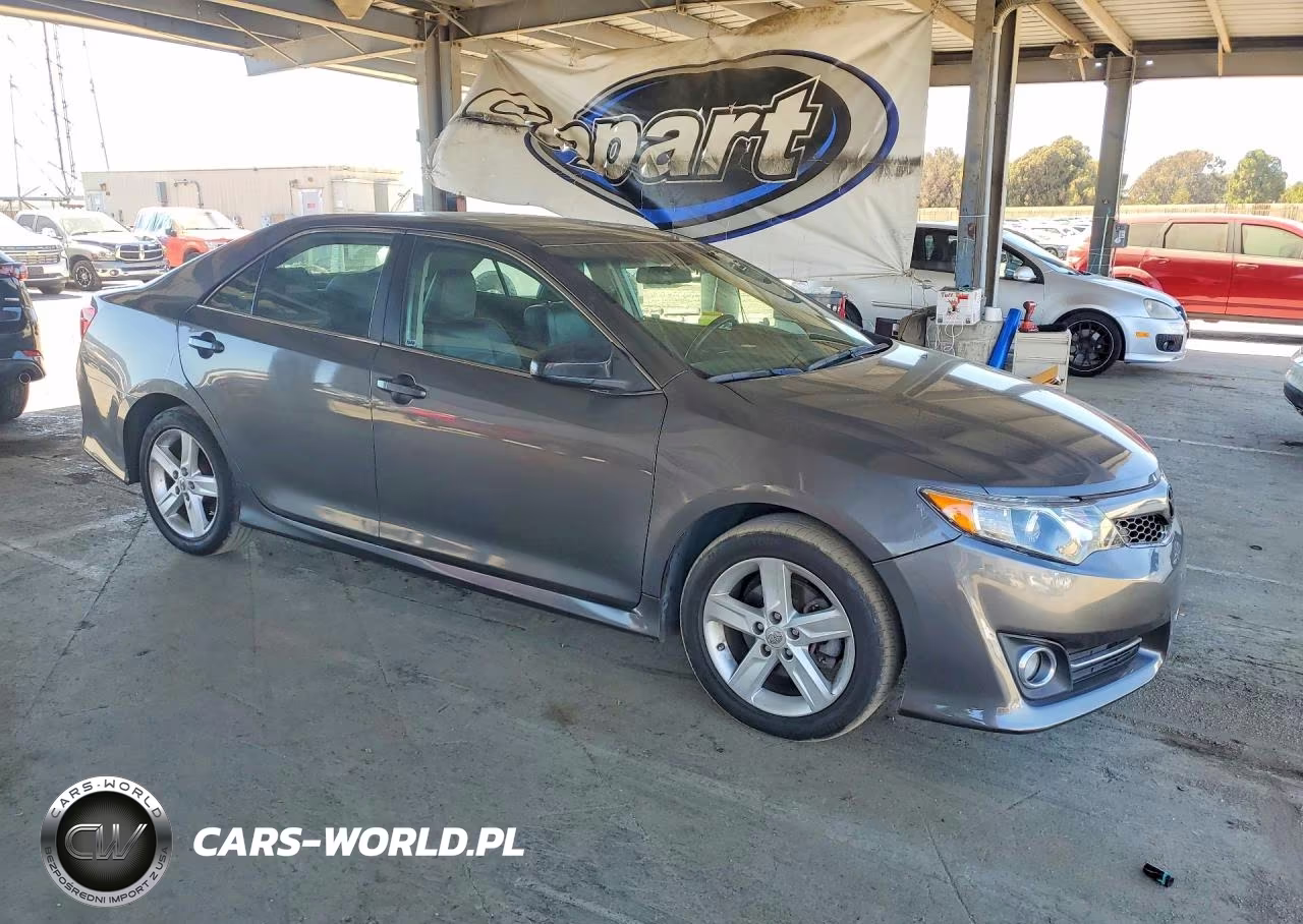 2014 Toyota Camry Se VIN:4T1BF1FK9EU357176 - 4