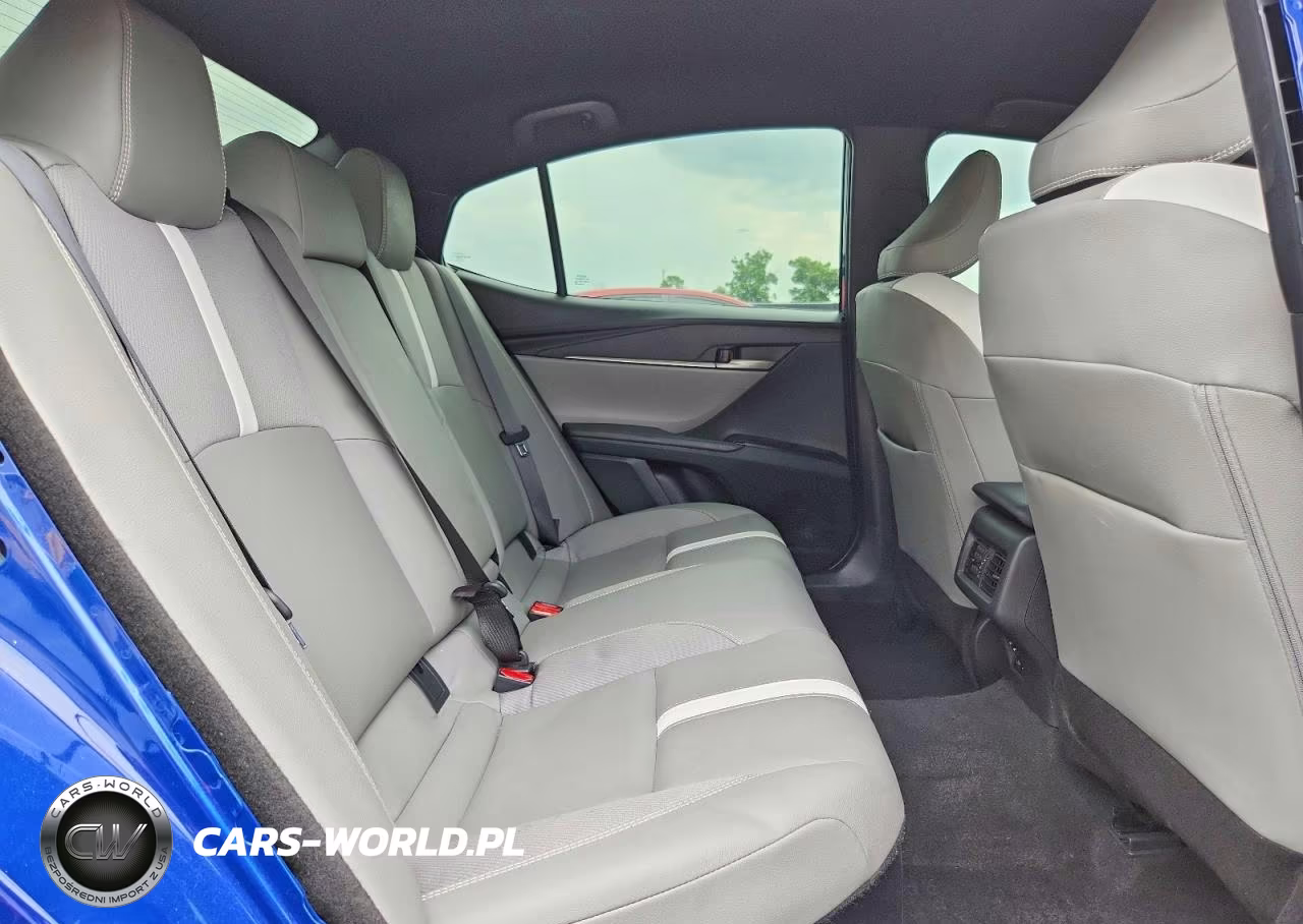 2026 Toyota Camry Se VIN:4T1DAACKXTU293271 - 10