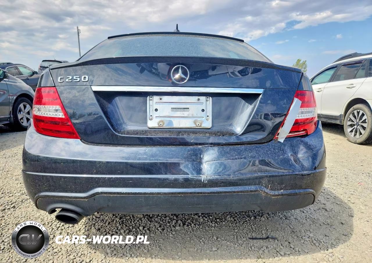 2012 Mercedes-Benz C 250 VIN:WDDGF4HB3CR220300 - 6