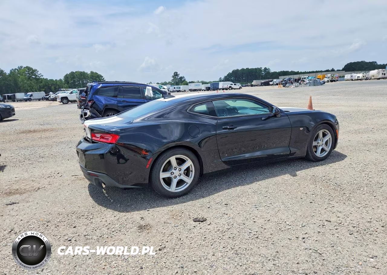 2018 Chevrolet Camaro Lt VIN:1G1FB1RX7J0150000 - 3