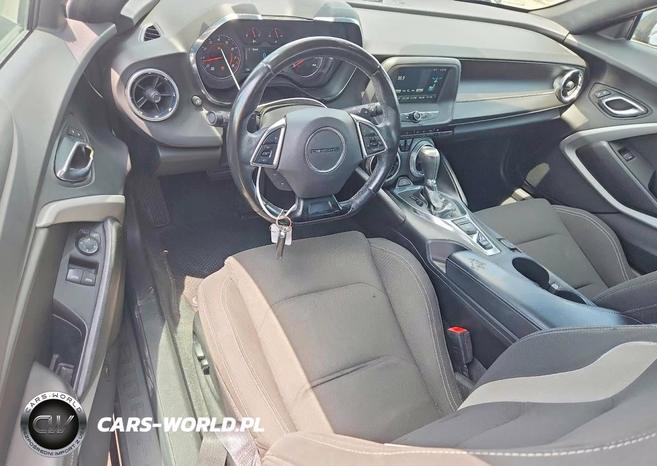 2018 Chevrolet Camaro Lt VIN:1G1FB1RX7J0150000 - 8