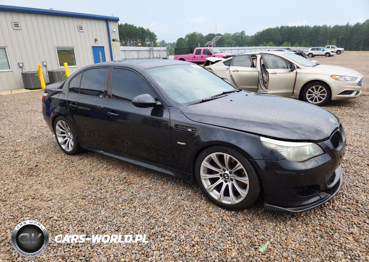 2010 BMW M5 VIN:WBSNB9C50AC043192 - 4