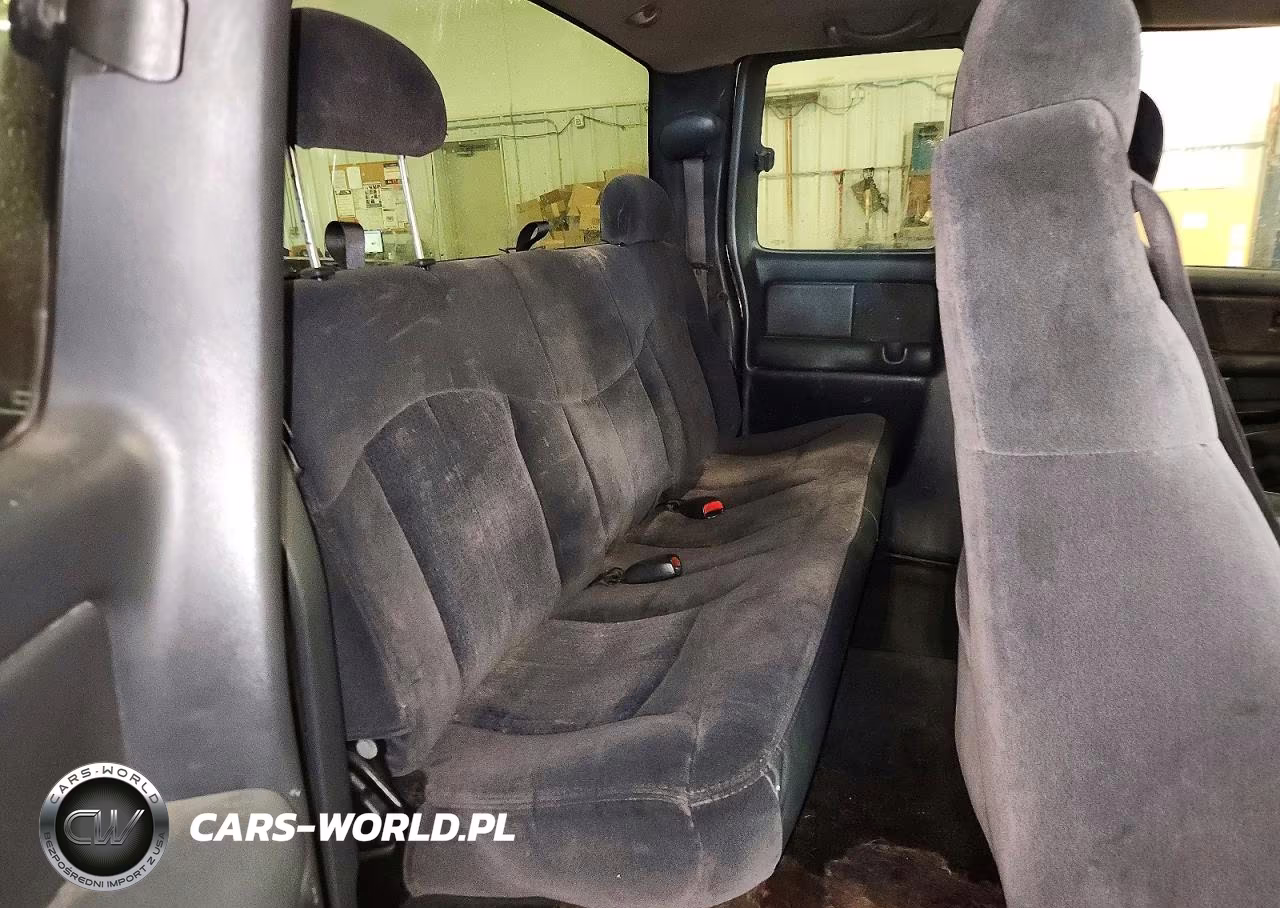 2001 Chevrolet Silverado K1500 VIN:2GCEK19V511401666 - 10
