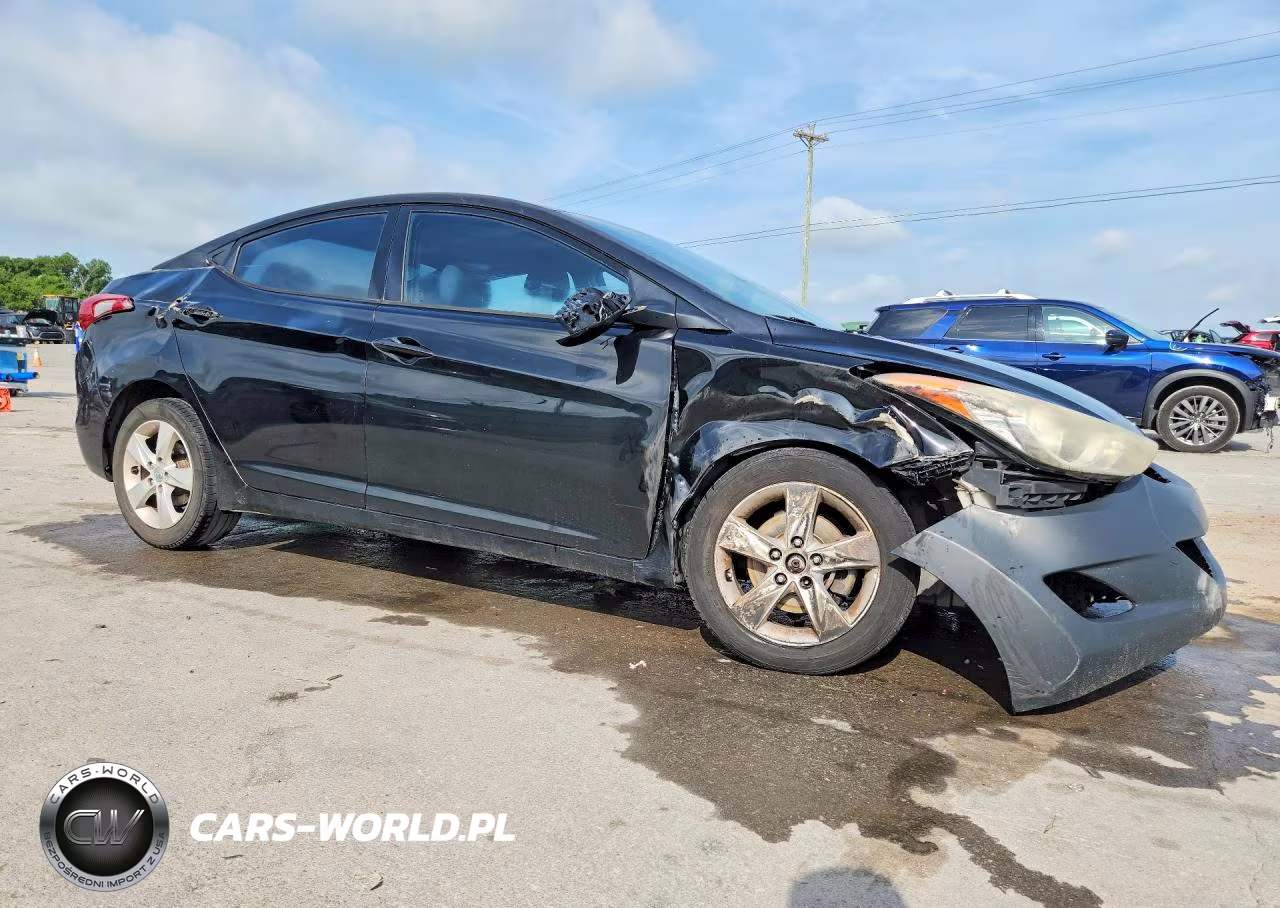2013 Hyundai Elantra Gls VIN:5NPDH4AE3DH312978 - 4