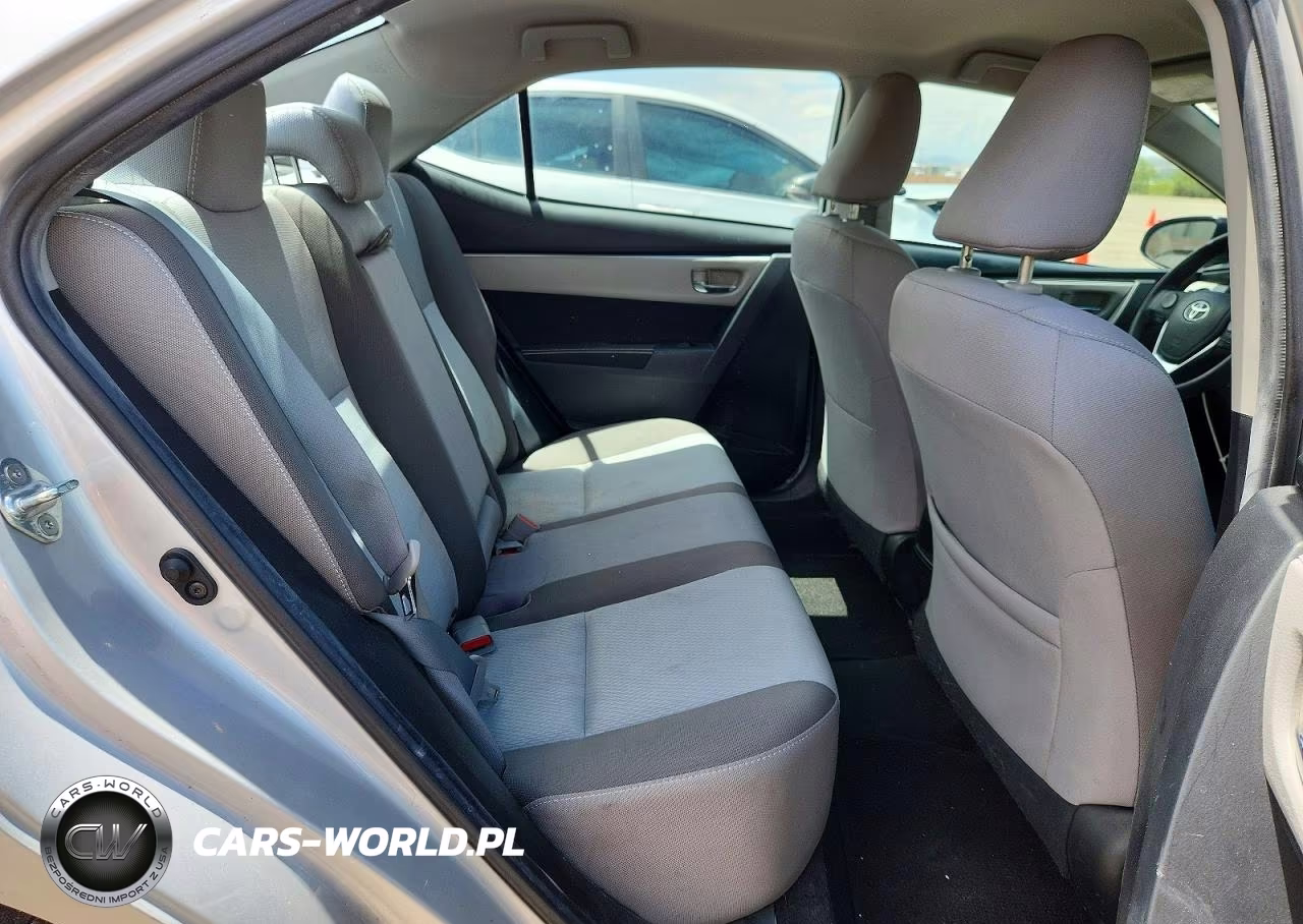 2018 Toyota Corolla Le VIN:2T1BURHEXJC013962 - 10