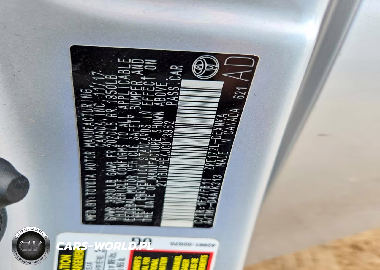 2018 Toyota Corolla Le VIN:2T1BURHEXJC013962 - 13