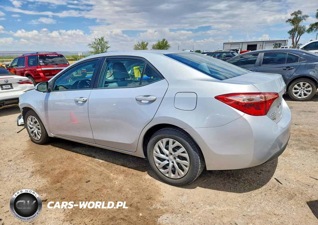 2018 Toyota Corolla Le VIN:2T1BURHEXJC013962 - 2