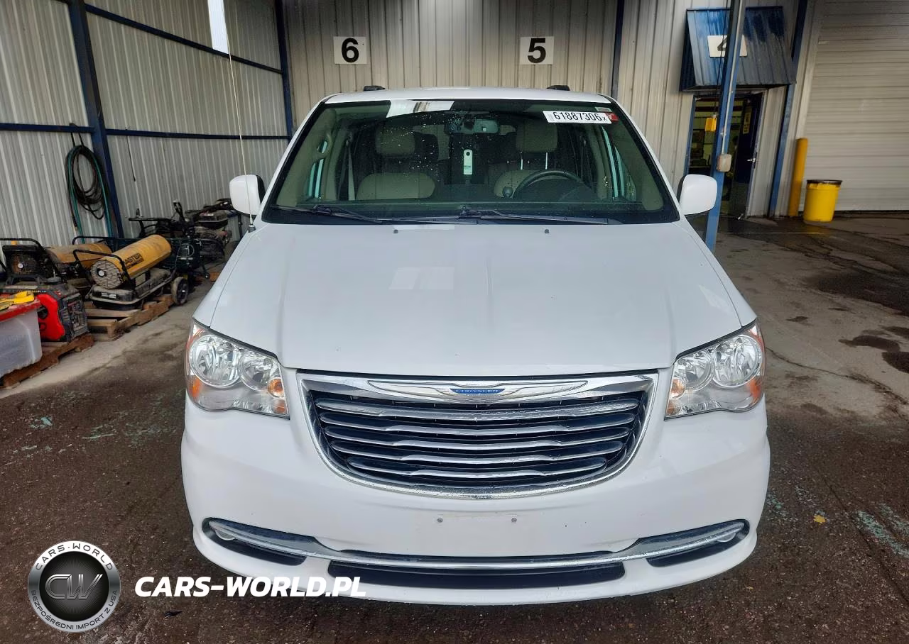 2016 Chrysler Town & Country Touring VIN:2C4RC1BG5GR288371 - 5
