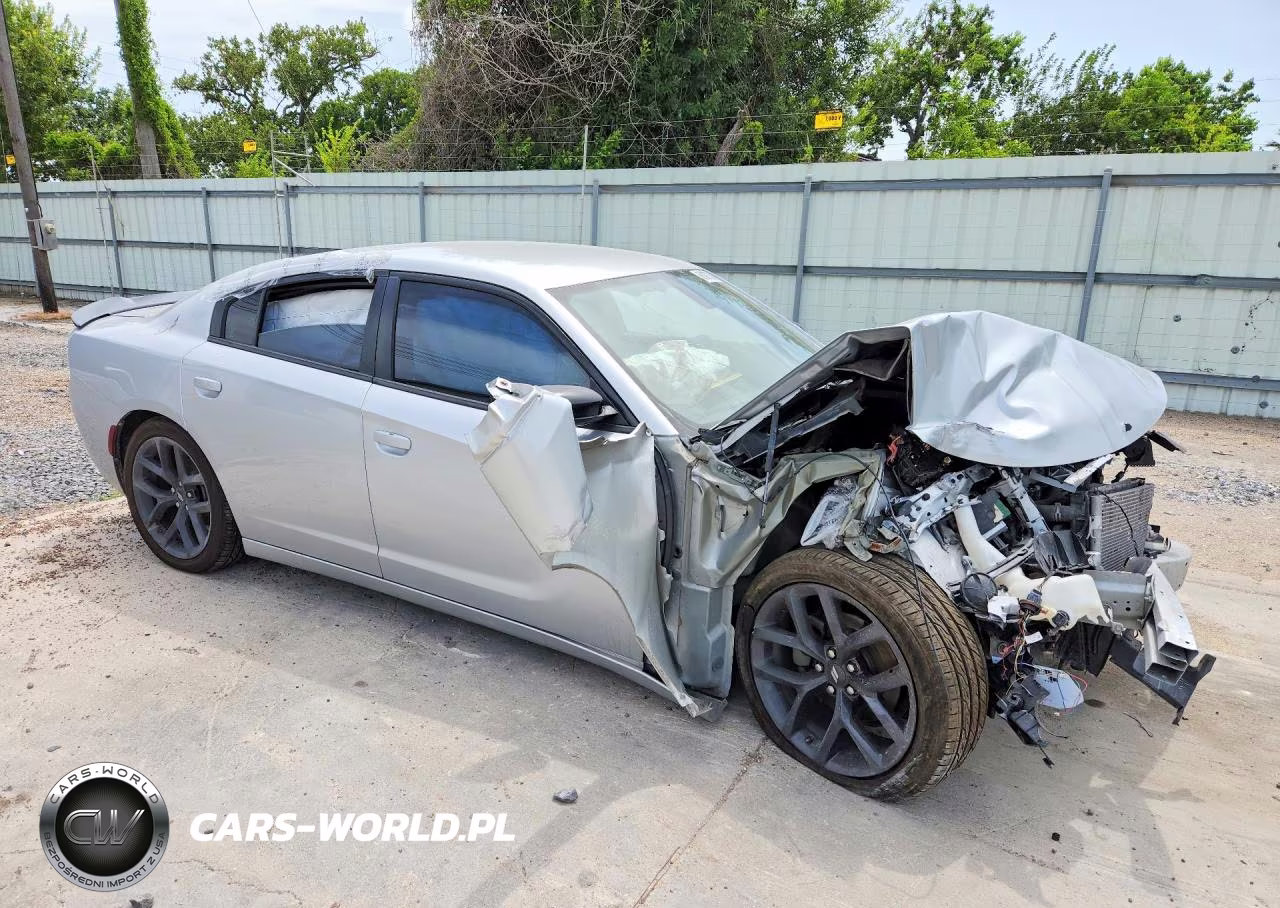 2020 Dodge Charger Sxt VIN:2C3CDXBG8LH104700 - 4