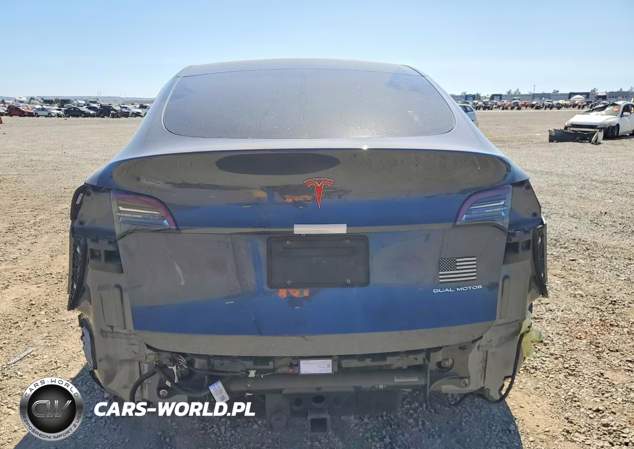 2020 Tesla Model Y VIN:5YJYGDEE3LF034790 - 6