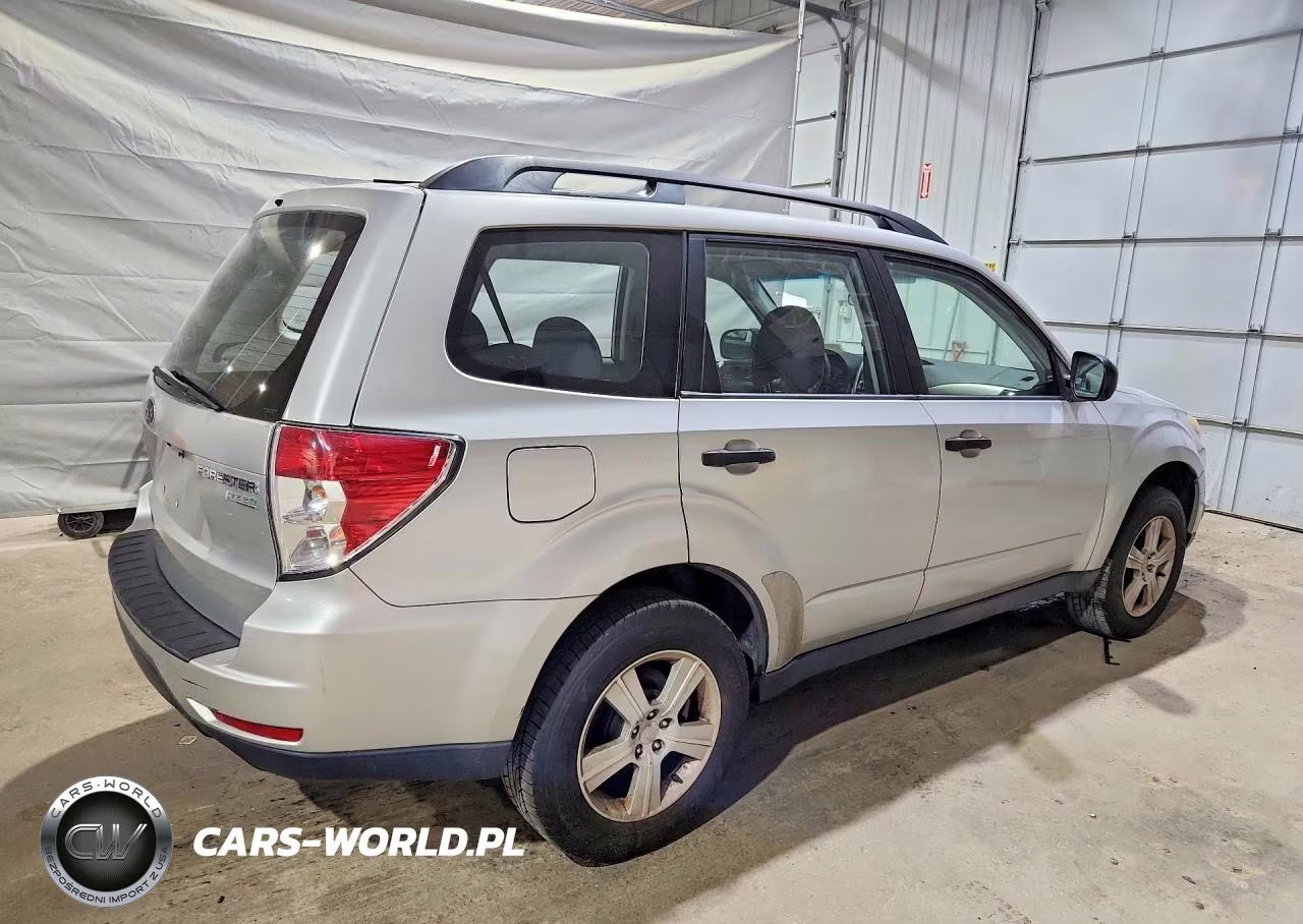 2010 Subaru Forester Xs VIN:JF2SH6BC5AH779024 - 3