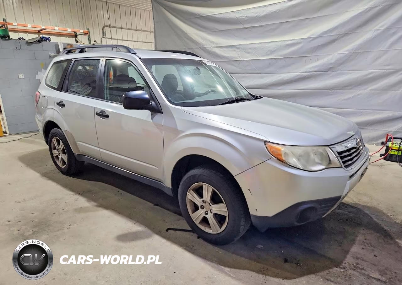 2010 Subaru Forester Xs VIN:JF2SH6BC5AH779024 - 4