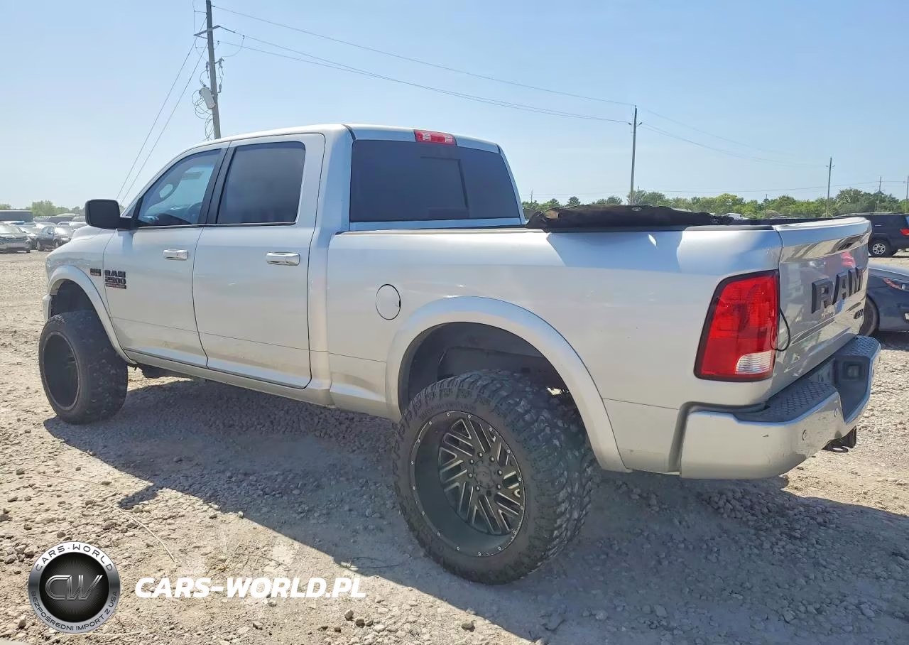 2017 Ram 2500 Slt VIN:3C6UR5DJXHG678860 - 2