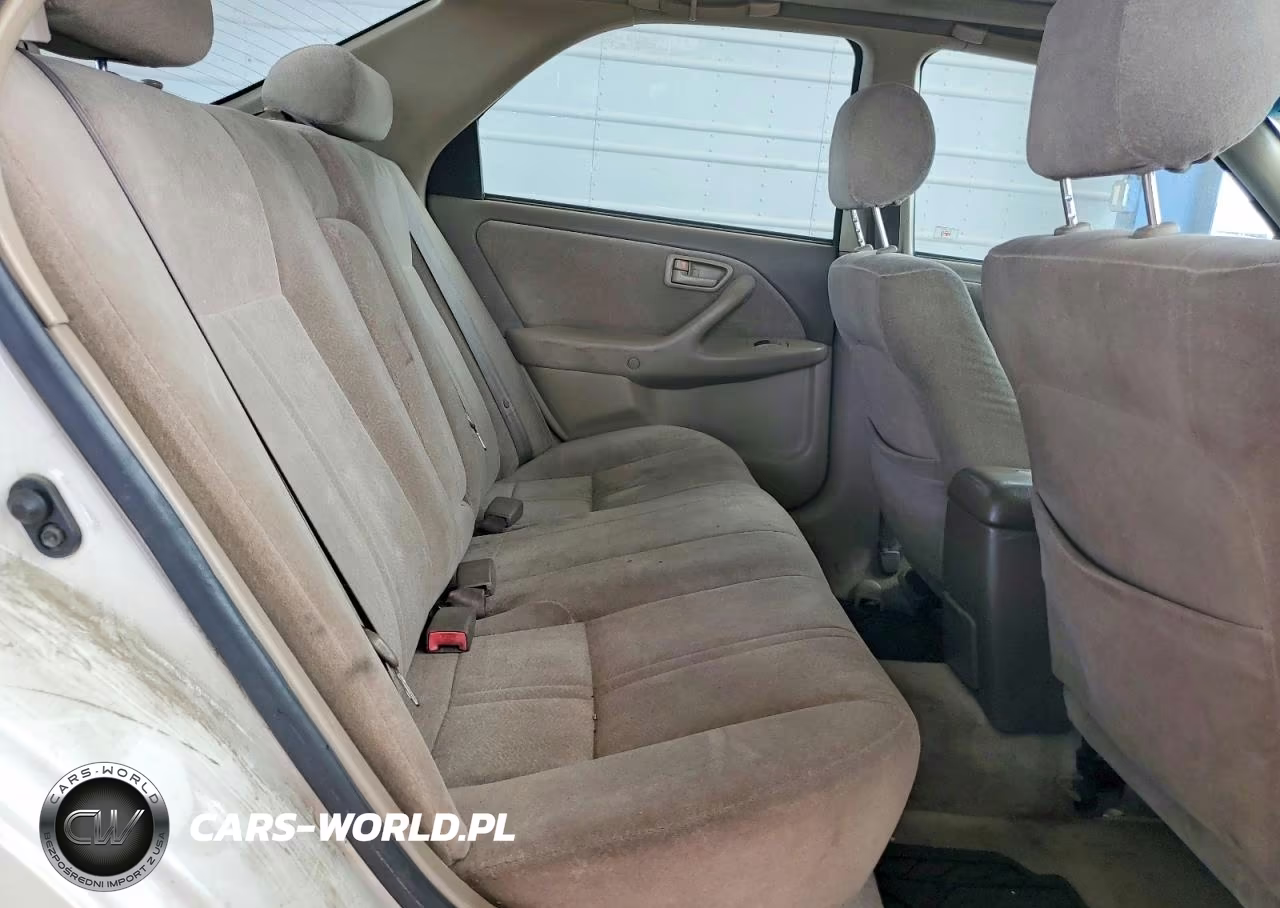 1999 Toyota Camry Le VIN:JT2BG28K0X0366209 - 10