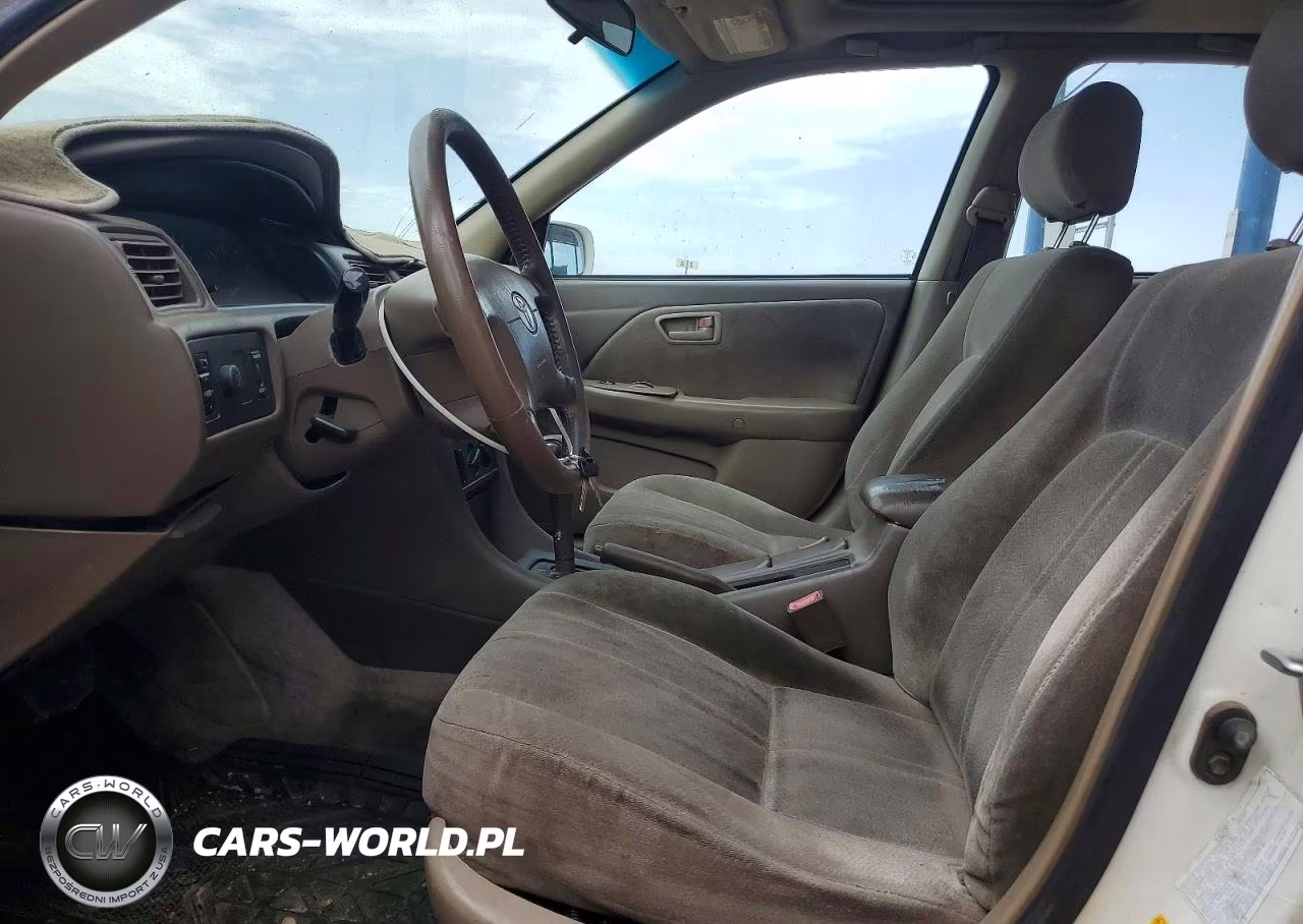 1999 Toyota Camry Le VIN:JT2BG28K0X0366209 - 7