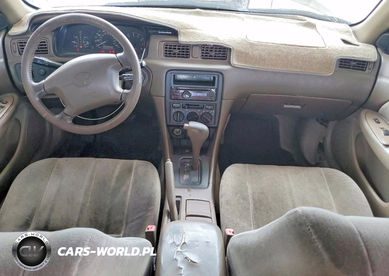 1999 Toyota Camry Le VIN:JT2BG28K0X0366209 - 8