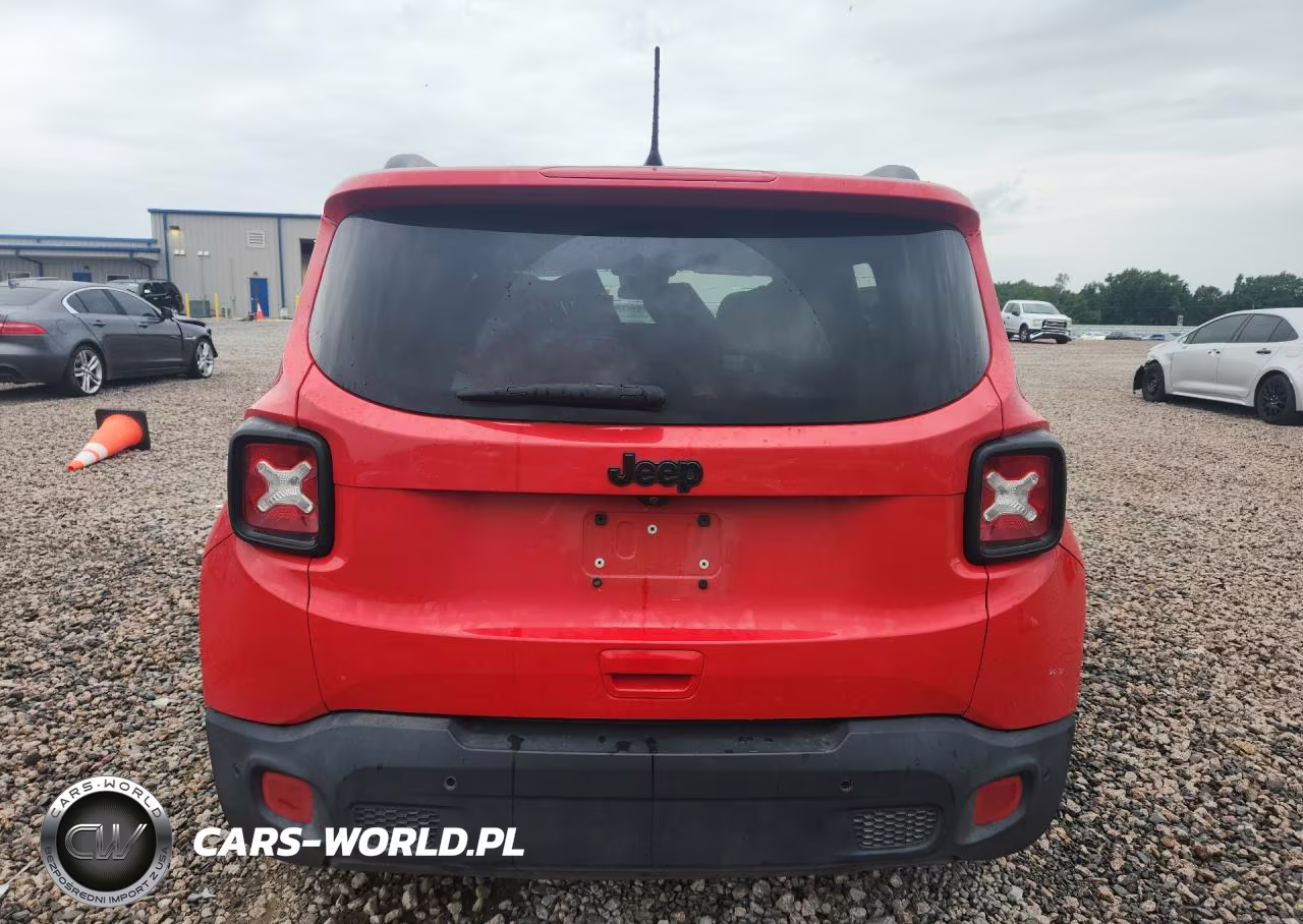 2018 Jeep Renegade Latitude VIN:ZACCJABB4JPG69592 - 6