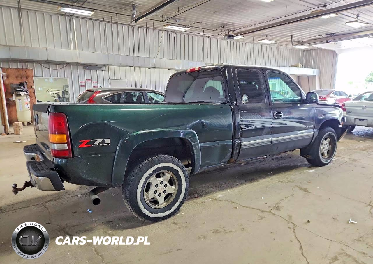 2002 Chevrolet Silverado K1500 VIN:2GCEK19V321251638 - 3