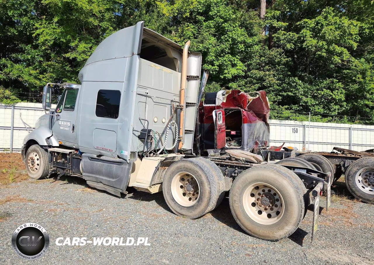 2015 International Prostar - Semi Truck VIN:3HSDJAPR4FN696832 - 2