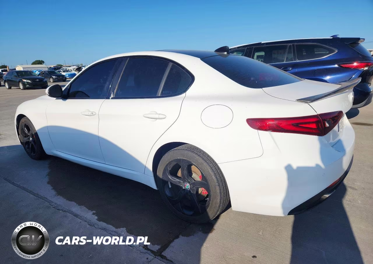 2017 Alfa Romeo Giulia Ti Q4 VIN:ZARFAEEN9H7555238 - 2