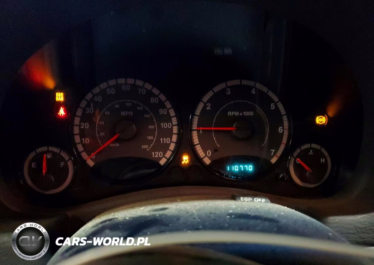 2006 Jeep Liberty Sport VIN:1J4GL48K86W232560 - 9