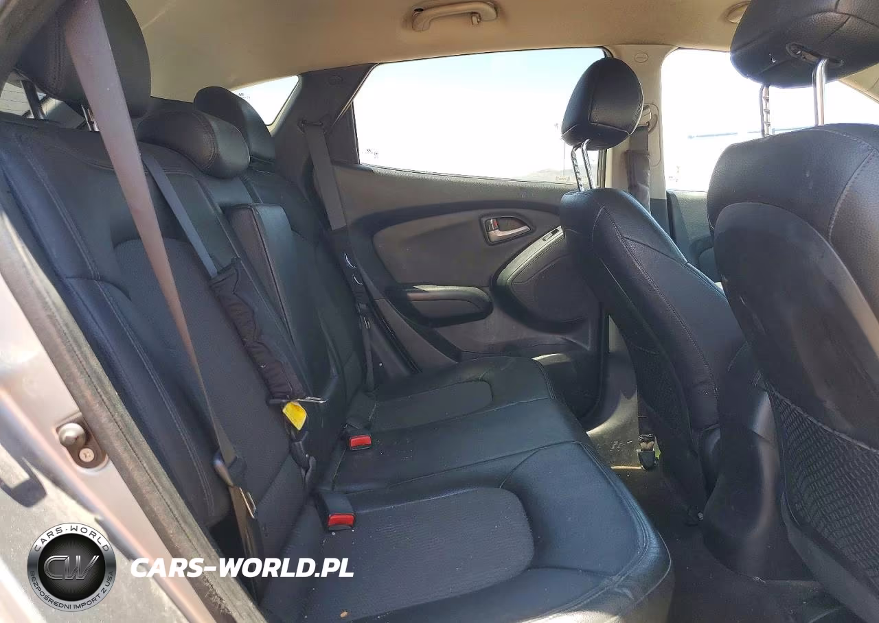 2010 Hyundai Tucson Gls VIN:KM8JUCAC1AU052763 - 10