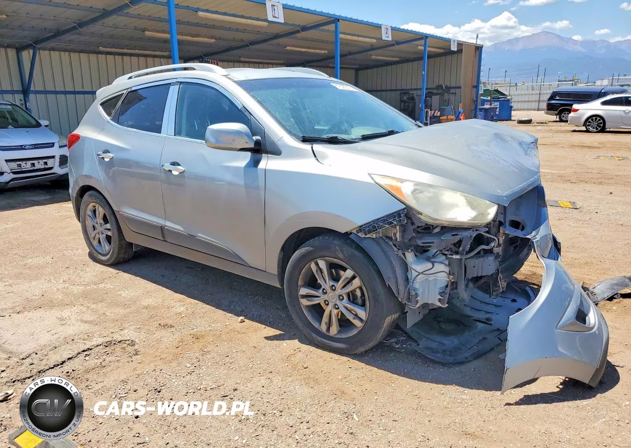 2010 Hyundai Tucson Gls VIN:KM8JUCAC1AU052763 - 4