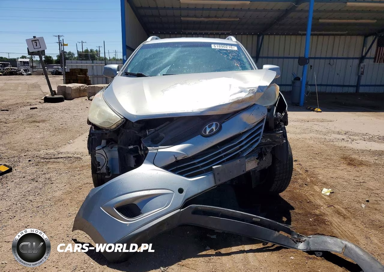 2010 Hyundai Tucson Gls VIN:KM8JUCAC1AU052763 - 5