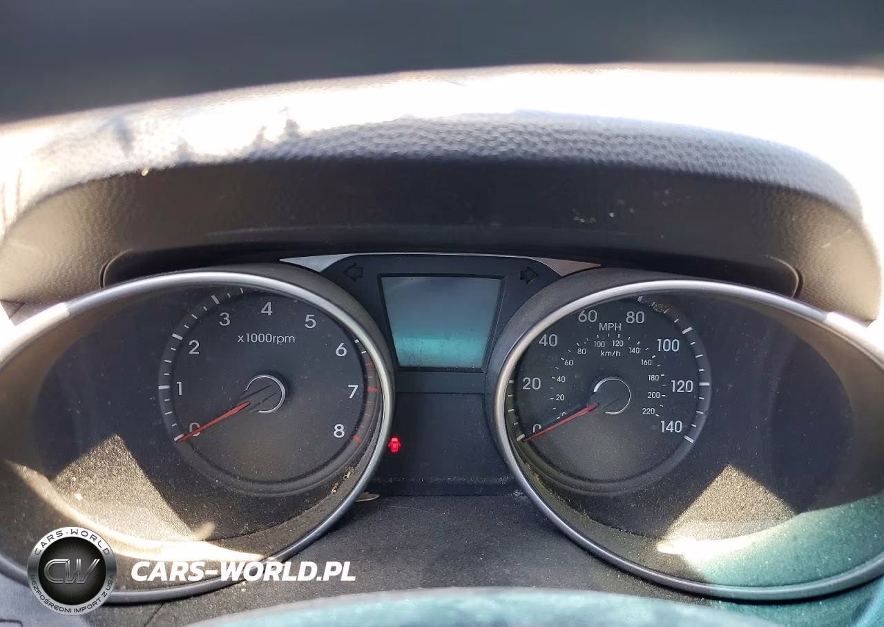 2010 Hyundai Tucson Gls VIN:KM8JUCAC1AU052763 - 9