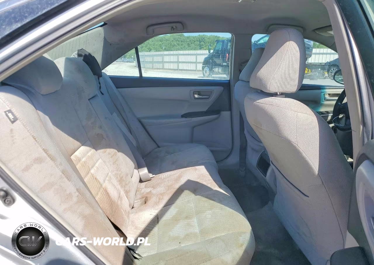 2015 Toyota Camry Le VIN:4T1BF1FK1FU924028 - 10