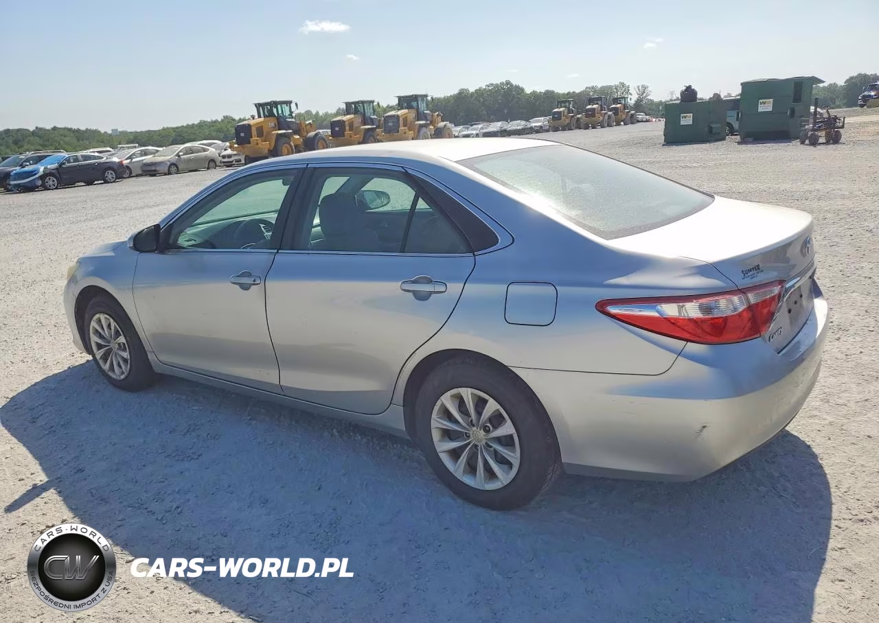 2015 Toyota Camry Le VIN:4T1BF1FK1FU924028 - 2