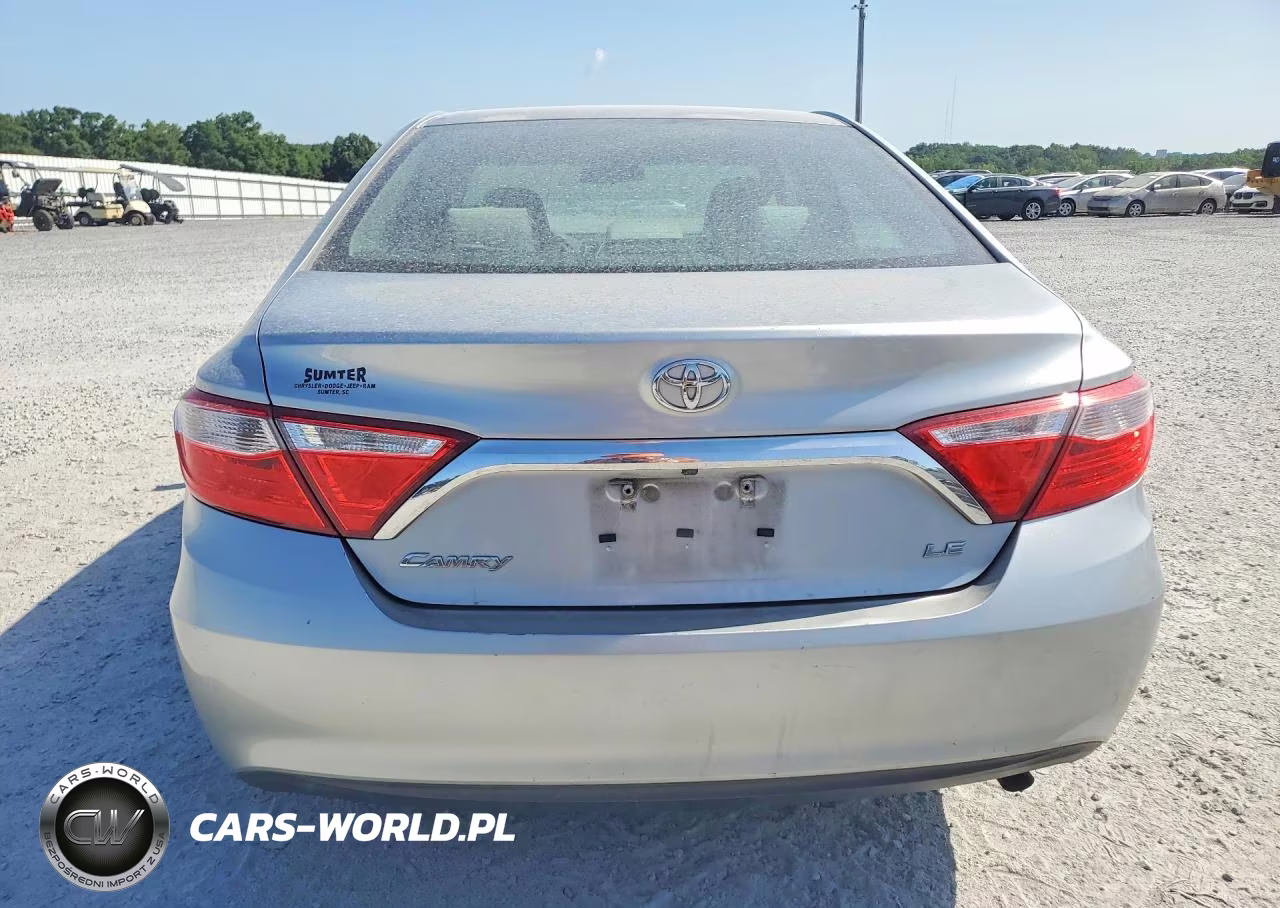 2015 Toyota Camry Le VIN:4T1BF1FK1FU924028 - 6