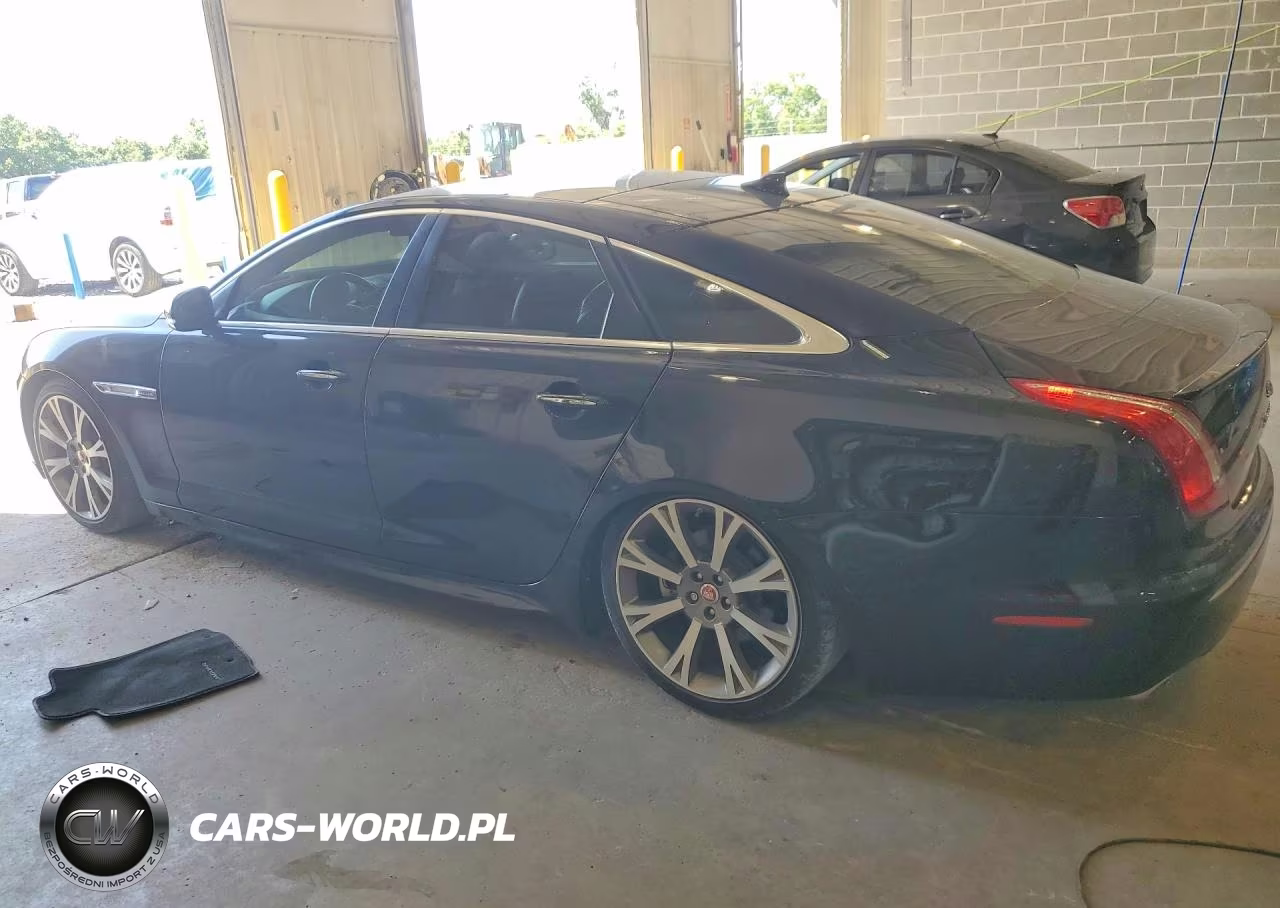 2015 Jaguar Xj VIN:SAJWA1CZXF8V86757 - 2