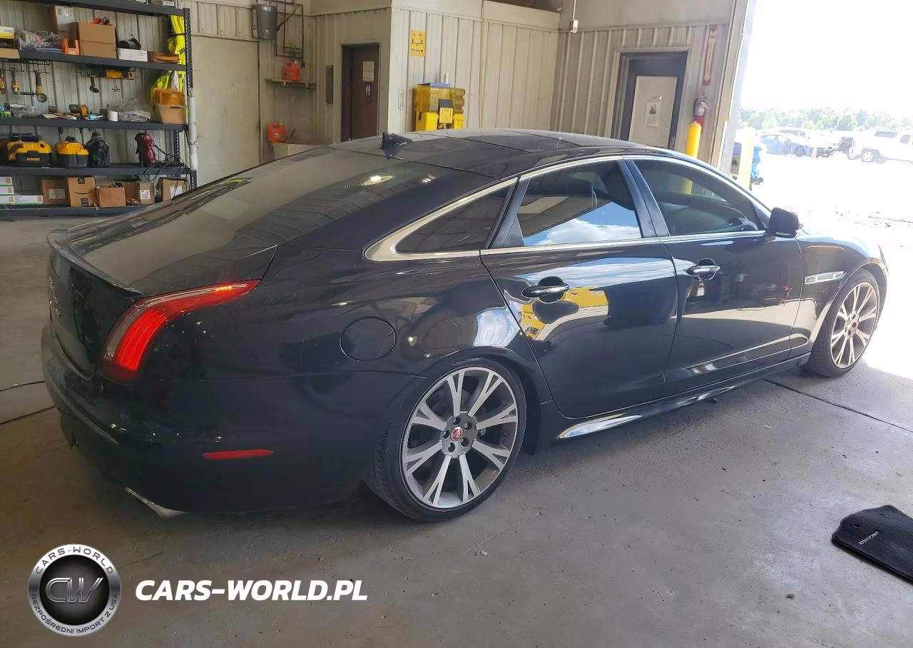 2015 Jaguar Xj VIN:SAJWA1CZXF8V86757 - 3