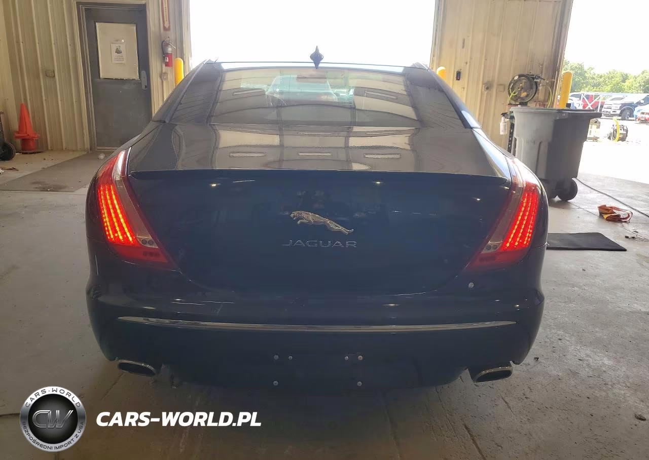 2015 Jaguar Xj VIN:SAJWA1CZXF8V86757 - 6
