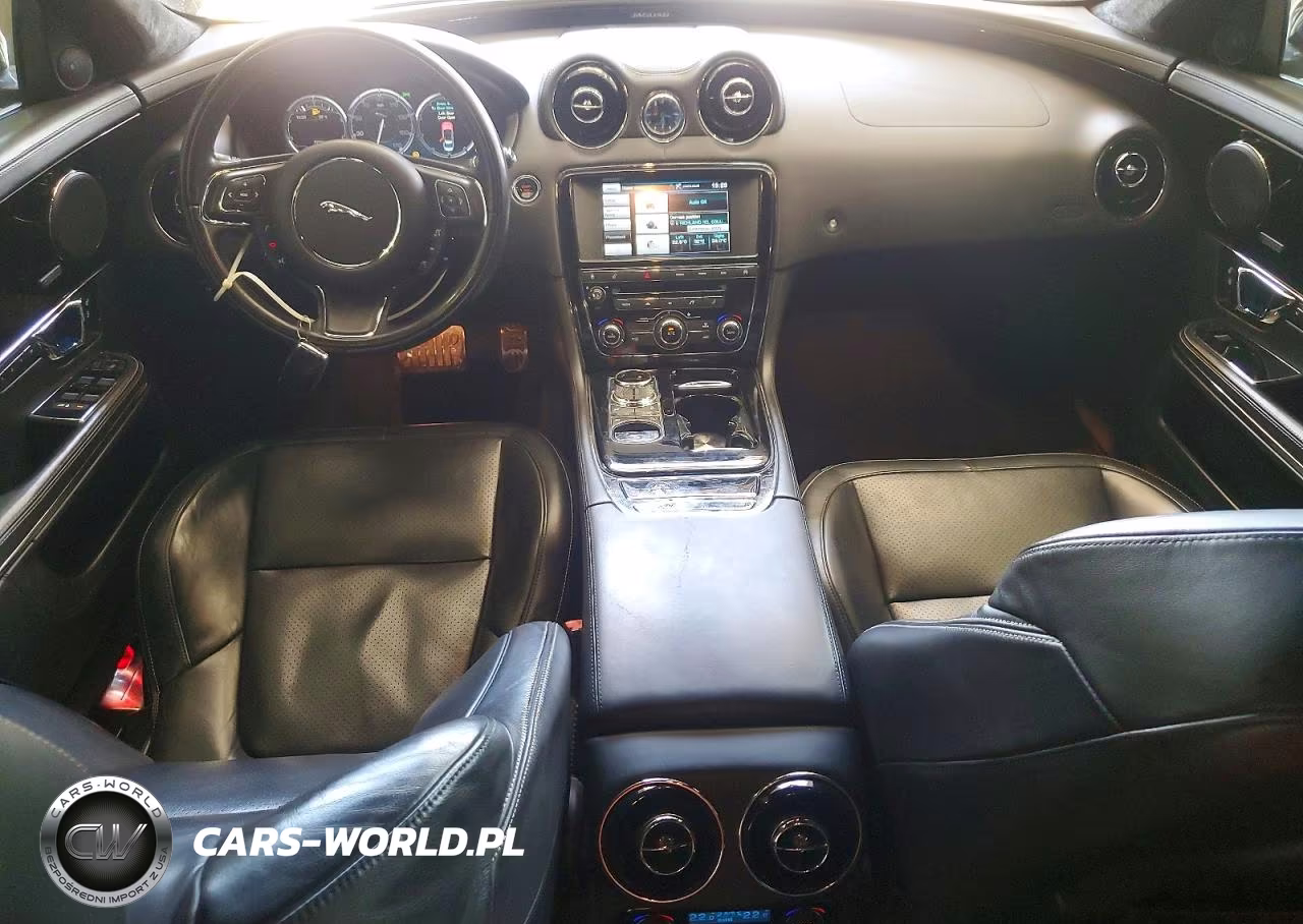 2015 Jaguar Xj VIN:SAJWA1CZXF8V86757 - 8