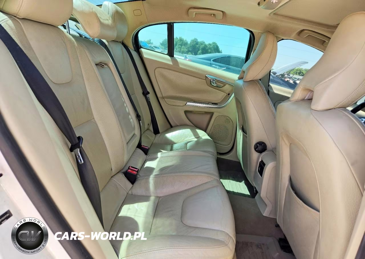2011 Volvo S60 T6 VIN:YV1902FH5B2017328 - 10