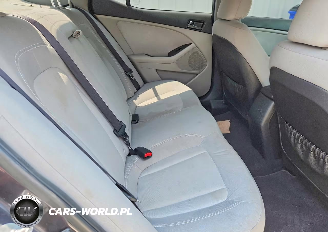 2011 Kia Optima Lx VIN:KNAGM4A74B5190040 - 10