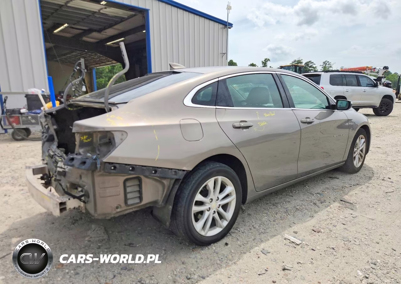 2018 Chevrolet Malibu Lt VIN:1G1ZD5ST0JF146907 - 3