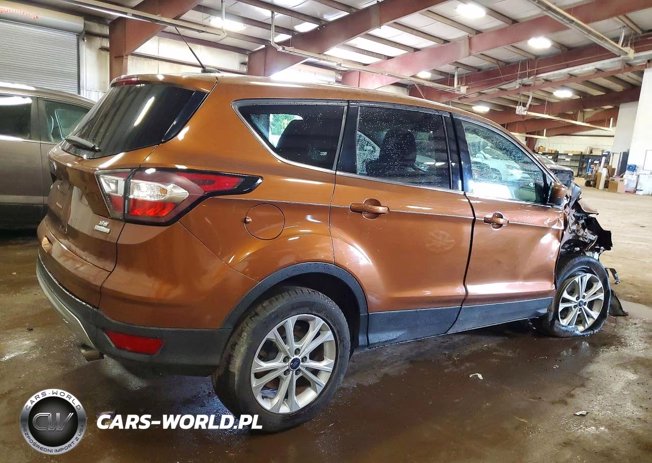 2017 Ford Escape Se VIN:1FMCU0GDXHUA12750 - 3